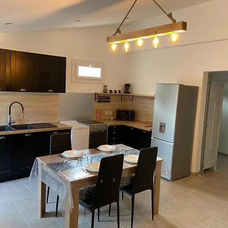 Holiday home Marquet Beaucaire (Gard)