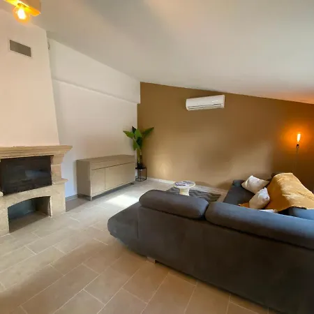 Holiday home Marquet Beaucaire (Gard)